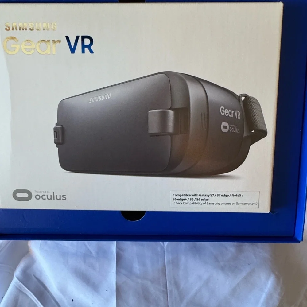 Samsung Gear VR Headset - Black